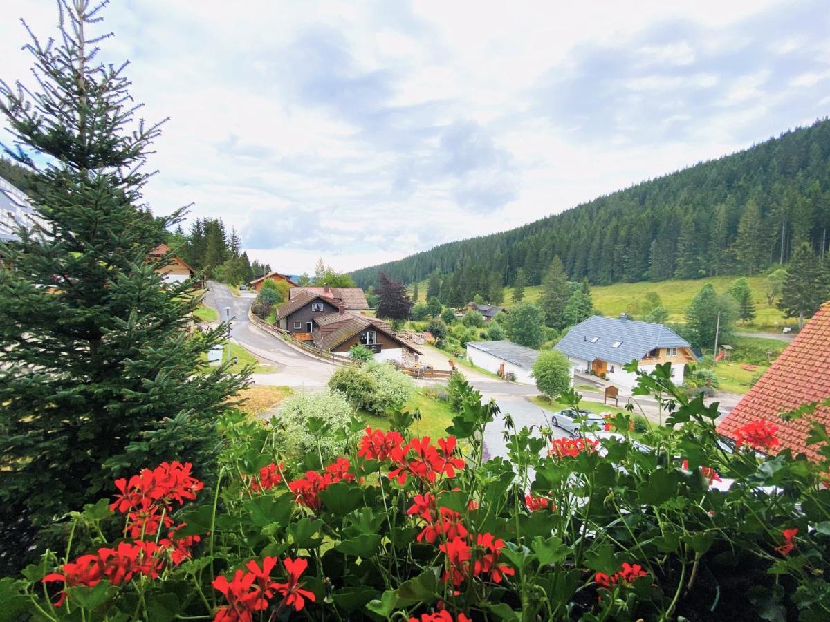 Schwarzwald-Hotel Kraeutle Feldberg  Exterior photo